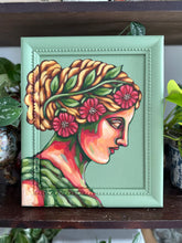 Load image into Gallery viewer, Flora 10x12in Original
